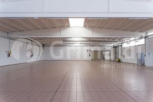Capannone Industriale Barletta