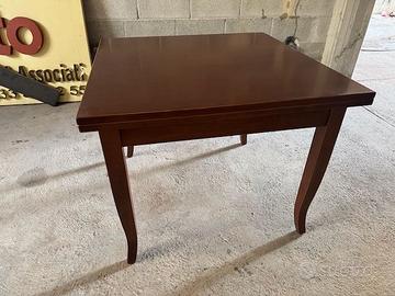 Tavolo 120x120 allungabile