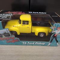 Modellino auto 1:18