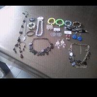 Stock di bigiotteria nuova