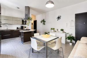 Trilocale con due bagni dalle finiture moderne