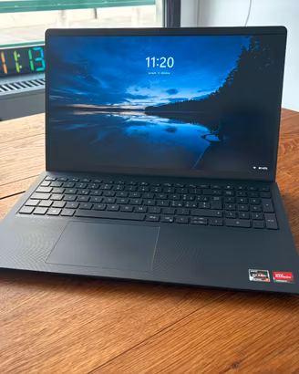 DELL VOSTRO 3525 da 15,6", Ryzen 7, 16/512 GB