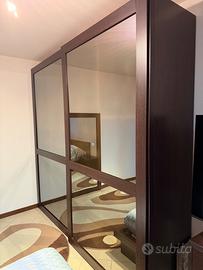 Camera da letto matrimoniale in legno