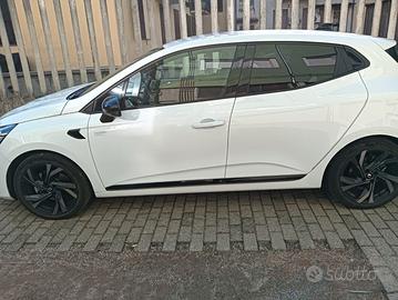 Renault clio V serie Ibrida