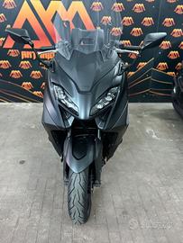Yamaha T MAX 560 2022