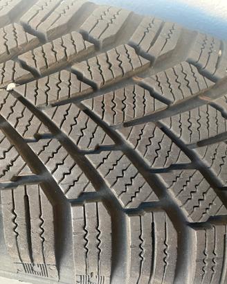 Toyota Aygo pneumatici termici