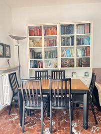 Tavolo da pranzo con 6 sedie e libreria