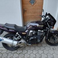 kawasaki zrx 1100