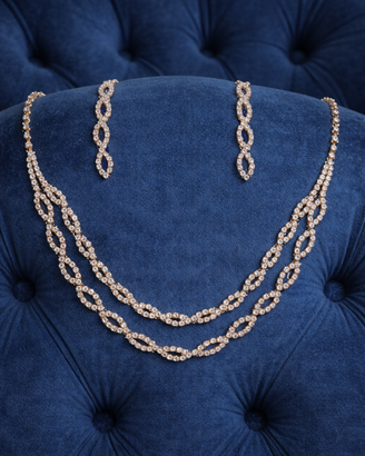 Coordinato collana e orecchini con strass