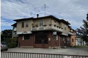Compendio immobiliare a Codigoro (FE)