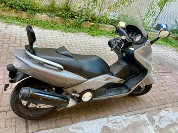 T-Max 500 anno 2006