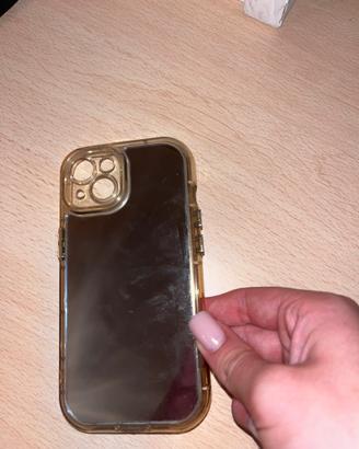 Lotto cover compatibili  iphone 13 in buono stato