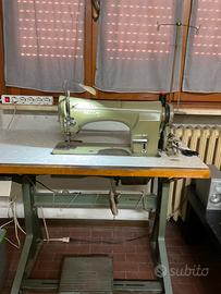 Macchina da  cucire lineare