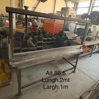 Banchi da lavoro in ferro