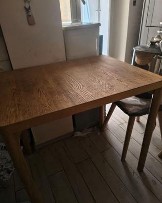 Tavolo Ikea in legno