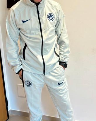 Tuta Inter