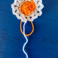 Portachiavi a forma di margherita