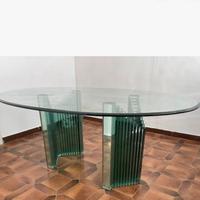 Tavolo in cristallo di design