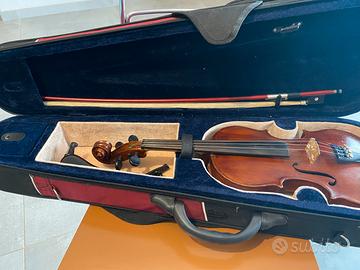 Violino 3/4, di buona qualità.