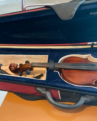 Violino 3/4, di buona qualità.