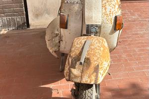VESPA 125 PX DA RESTAURARE
