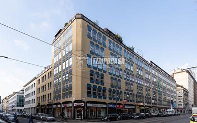 MONOLOCALE RISTRUTTURATO AL PIANO ALTO