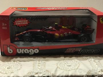 Ferrari SF 1000 Toscana 1:18 Burago 