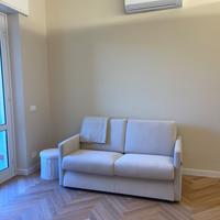 Divano letto due posti mai usato - Dondi Salotti