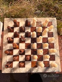 Scacchiera alabastro