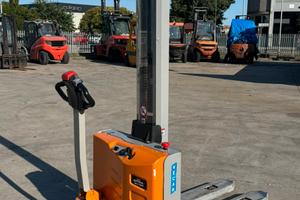 Transpallet stoccatore still