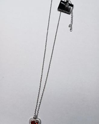 collana con cuore rosso 