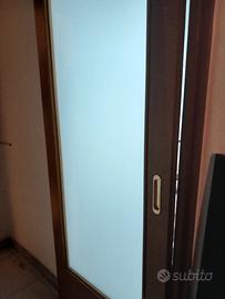 orta scorrevole in legno e vetro