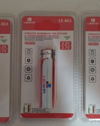 3 batterie ricaricabili 3,7 volt 12800 mAh/18650