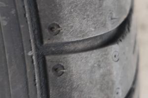 gomme estive 175/70 R14  84T
