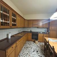 Cucina angolare in legno