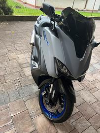 Tmax 560