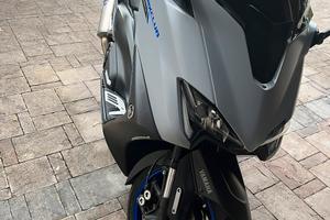Tmax 560