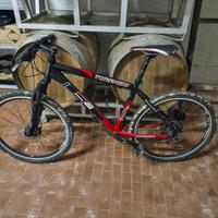 Bicicletta SR SUNTOUR