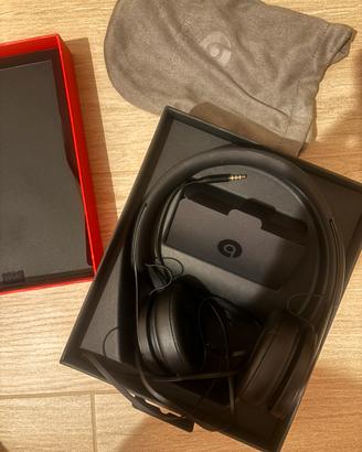 BEATS EP BLACK