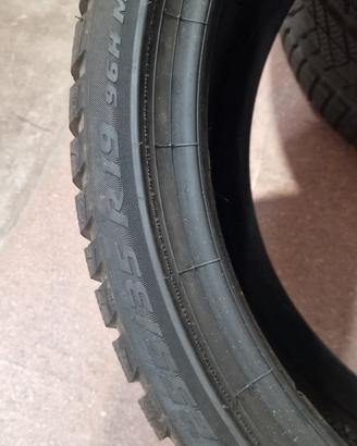 pirelli invernale usato 255 35 19 