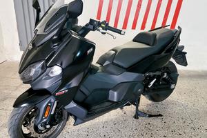 Maxi Scooter Sym Maxsym 508tl bicilindrico 7000km