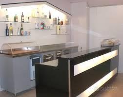 Bar con slot plateatico appartamento