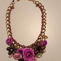 Collana con fiori