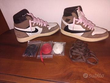 Nike Air Jordan 1 ×Trevis scott