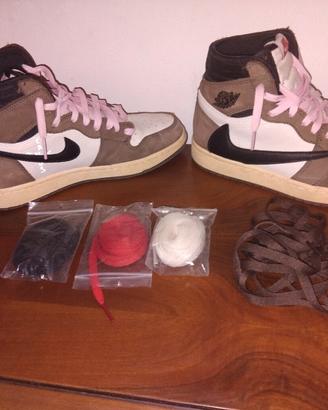 Nike Air Jordan 1 ×Trevis scott