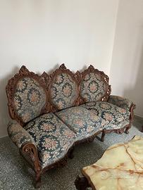 Divano + poltrone stile antico