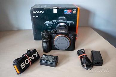 Sony a7iii mirrorless full-frame innesto E