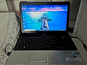 HP 15.6" SSD 500GB + Windows 10 + Ventola