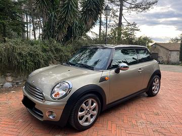 MINI cooped D NEOPATENTATI