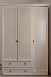 2 Armadi 3 ante con cassetti pari al nuovo